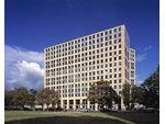 Biurowiec IO-1, Warszawa – Pilkington Suncool Optiphon™ 50/25, Pilkington Spandrel Glass Emaliowany