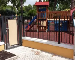 Ogrodzenia dla szkół i przedszkoli