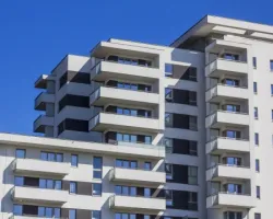 Jak zadbać o izolację budynku wielorodzinnego?