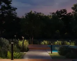 Ogród, który żyje nocą. Jak wydobyć piękno przestrzeni zewnętrznej po zmroku?