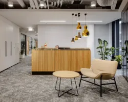 Przestrzeń biurowa, która wspiera rozwój – aranżacja z&nbsp;meblami Balma