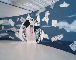 Gdy projekt milczy, przemawia sztuka. Aranżacja wystawy „Kwestia kobieca 1550 – 2025”