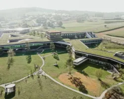 Ten budynek mixed-use zasługuje na&nbsp;miano „naj” w&nbsp;całej Europie. Pod każdym względem