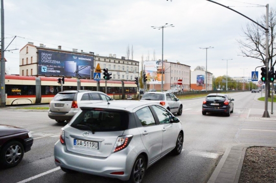 WIŚNIOWSKI z potrójną siłą w kampanii smartCONNECTED / zdjęcie nr: 4 WIŚNIOWSKI z potrójną siłą w kampanii smartCONNECTED / zdjęcie nr: 4