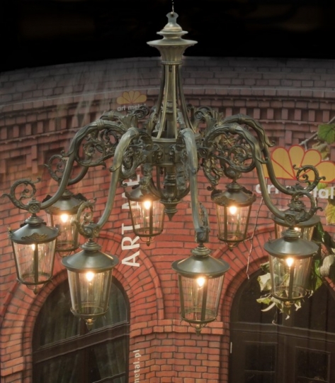 Majestatyczne żyrandole - galeria Art Metal / zdjęcie nr: 7 Majestatyczne żyrandole - galeria Art Metal / zdjęcie nr: 7