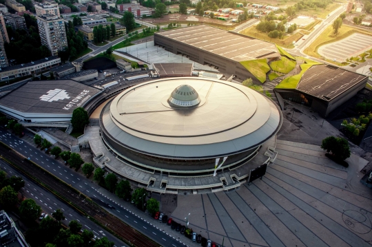 JAK ZMODERNIZOWAĆ IKONĘ MODERNIZMU? JAK ZMODERNIZOWAĆ IKONĘ MODERNIZMU?