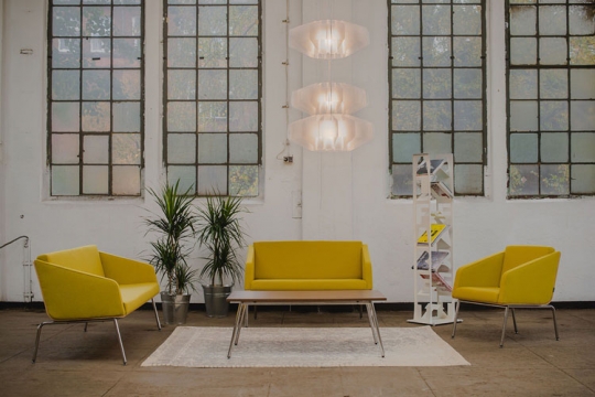 Proste linie, harmonijne kształty - styl retro we współczesnym wydaniu | Kolekcja mebli  FIN / zdjęcie nr: 2