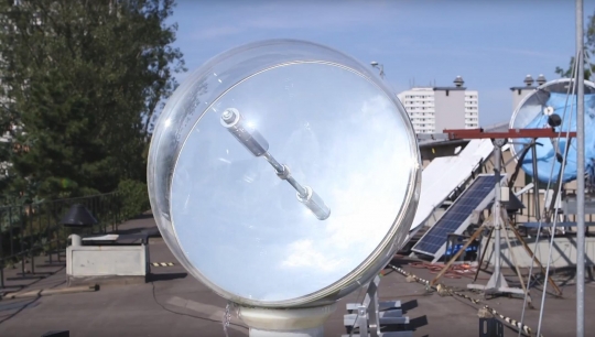 Jak doświetlić naturalnym światłem ciemne biura czy mieszkania