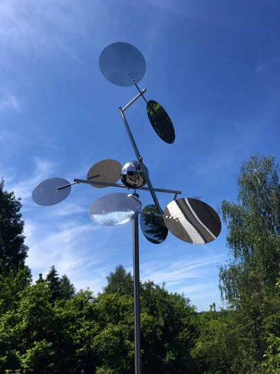 Sztuka kinetyczna w wykonaniu światowych artystów przybiera najróżniejsze formy / zdjęcie nr: 4