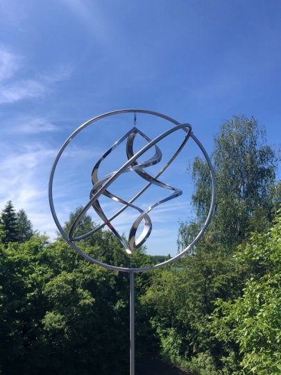 Sztuka kinetyczna w wykonaniu światowych artystów przybiera najróżniejsze formy / zdjęcie nr: 3