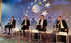 FAKRO i Fundacja Pomyśl o Przyszłości obecne na Forum Ekonomicznym w Karpaczu