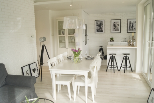 Jak oryginalnie skoponować białe meble we wnętrzu? / zdjęcie nr: 2 Jak oryginalnie skoponować białe meble we wnętrzu? / zdjęcie nr: 2