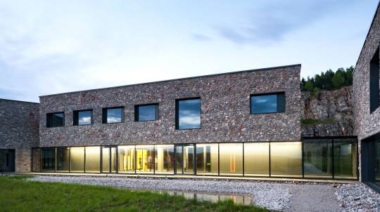 Europejskie Centrum Edukacji Geologicznej w Chęcinach najlepszym obiektem dla klimatu / zdjęcie nr: 2 Europejskie Centrum Edukacji Geologicznej w Chęcinach najlepszym obiektem dla klimatu / zdjęcie nr: 2