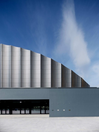 Monumentalny basen Gyarmati Dezső w Budapeszcie w systemach ALUPROF / zdjęcie nr: 3 Monumentalny basen Gyarmati Dezső w Budapeszcie w systemach ALUPROF / zdjęcie nr: 3