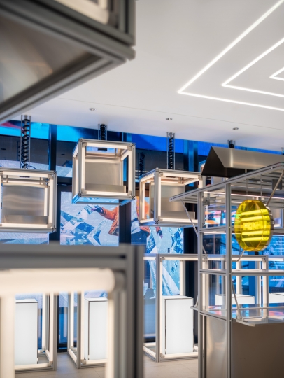 Oryginalna przestrzeń handlowa PONHU Luxury Lifestyle Store / zdjęcie nr: 18