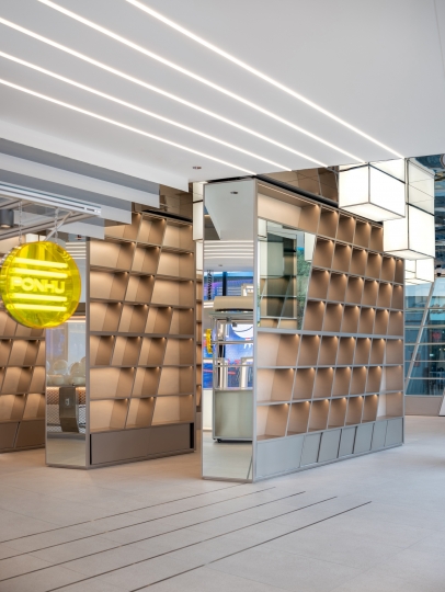 Oryginalna przestrzeń handlowa PONHU Luxury Lifestyle Store / zdjęcie nr: 25