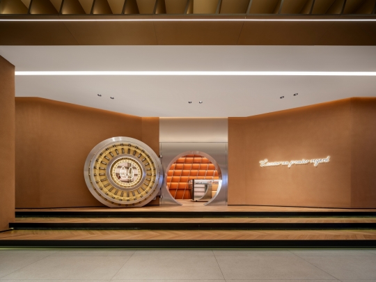 Oryginalna przestrzeń handlowa PONHU Luxury Lifestyle Store / zdjęcie nr: 33