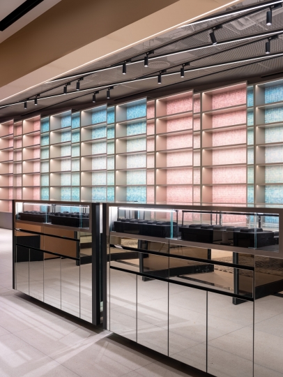 Oryginalna przestrzeń handlowa PONHU Luxury Lifestyle Store / zdjęcie nr: 40