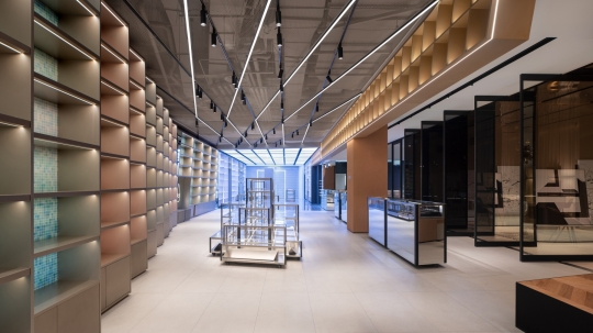 Oryginalna przestrzeń handlowa PONHU Luxury Lifestyle Store / zdjęcie nr: 41