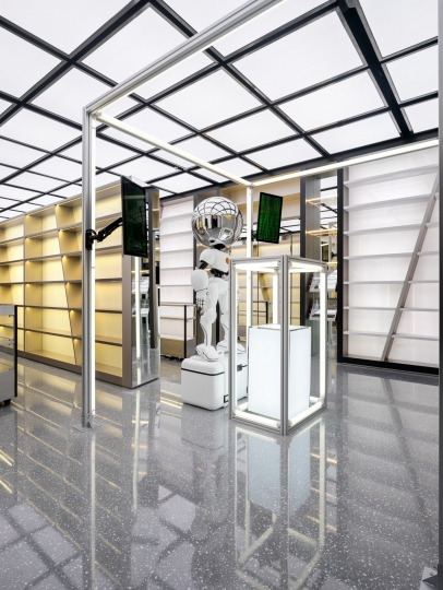 Oryginalna przestrzeń handlowa PONHU Luxury Lifestyle Store / zdjęcie nr: 49