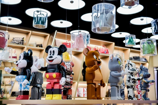 Oryginalna przestrzeń handlowa PONHU Luxury Lifestyle Store / zdjęcie nr: 14