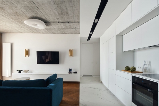 Przełamując schematy: elegancki azyl dla pary. Projekt pracowni BLACKHAUS / zdjęcie nr: 7