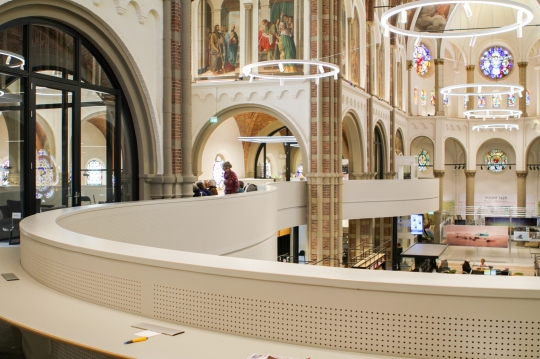 Kościół który stał się biblioteką / zdjęcie nr: 8