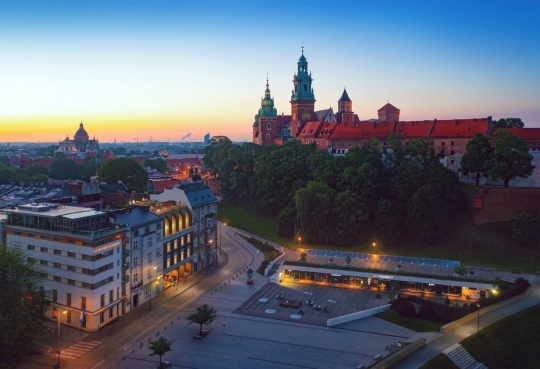 Kamienica Krakowska pod Wawelem - projekt pracowni BXB studio Bogusław Barnaś Kamienica Krakowska pod Wawelem - projekt pracowni BXB studio Bogusław Barnaś