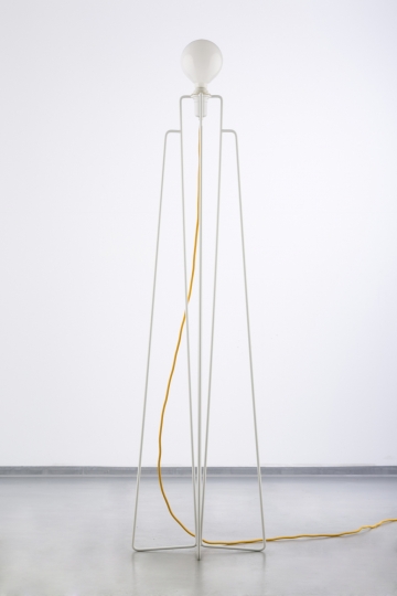 Minimalistyczne lampy podłogowe MODEL / zdjęcie nr: 9