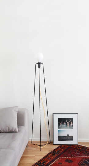 Minimalistyczne lampy podłogowe MODEL / zdjęcie nr: 10