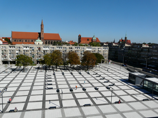 Konkurs na opracowanie koncepcji formy przestrzennej fontanny na placu Nowy Targ we Wrocławiu Konkurs na opracowanie koncepcji formy przestrzennej fontanny na placu Nowy Targ we Wrocławiu