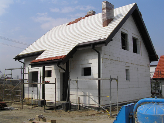 Technologia budowy z wykorzystaniem systemu thermodomi Technologia budowy z wykorzystaniem systemu thermodomi