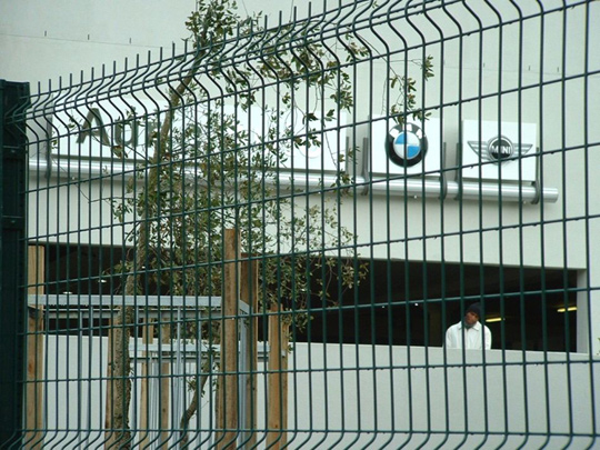 Salony Toyoty, Forda i Mazdy ogrodzone przez Betafence Salony Toyoty, Forda i Mazdy ogrodzone przez Betafence