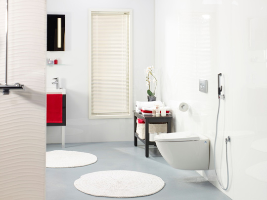 Bidet w łazience: czy warto? Spór trwa Bidet w łazience: czy warto? Spór trwa