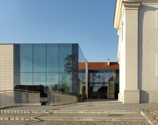 Nowoczesność i tradycja w Muzeum Diecezjalnym we Włocławku Nowoczesność i tradycja w Muzeum Diecezjalnym we Włocławku
