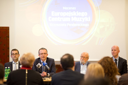 Nowy mecenas Programów Edukacyjnych i Koncertowych Europejskiego Centrum Muzyki w Lusławicach Nowy mecenas Programów Edukacyjnych i Koncertowych Europejskiego Centrum Muzyki w Lusławicach