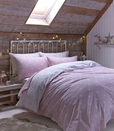 Nordycki design, krata i renifery, czyli sypialnia rodem ze Skandynawii / zdjęcie nr: 13 Nordycki design, krata i renifery, czyli sypialnia rodem ze Skandynawii / zdjęcie nr: 13