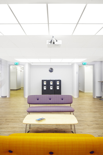 Soundlight Comfort™ Ceiling - pochłanianie dźwięku i oświetlenie w jednym, łatwym w montażu systemie / zdjęcie nr: 7 Soundlight Comfort™ Ceiling - pochłanianie dźwięku i oświetlenie w jednym, łatwym w montażu systemie / zdjęcie nr: 7