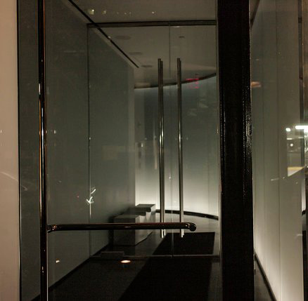 Szklane drzwi - komfort, elegancja, uniwersalność Szklane drzwi - komfort, elegancja, uniwersalność