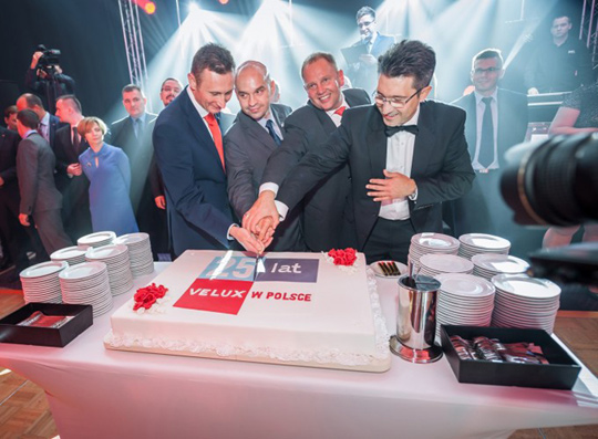 Grupa VELUX świętowała hucznie swoje 25-lecie w Polsce Grupa VELUX świętowała hucznie swoje 25-lecie w Polsce