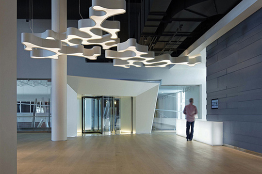 AMEBA by VIBIA: lampa z tytułem Design Dekady! / zdjęcie nr: 3 AMEBA by VIBIA: lampa z tytułem Design Dekady! / zdjęcie nr: 3