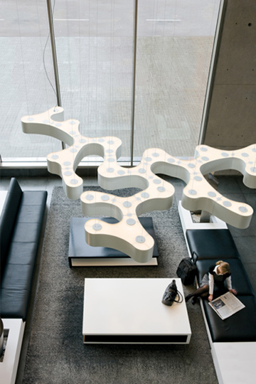 AMEBA by VIBIA: lampa z tytułem Design Dekady! / zdjęcie nr: 4 AMEBA by VIBIA: lampa z tytułem Design Dekady! / zdjęcie nr: 4
