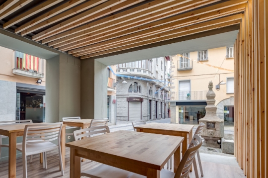 Resol - najbogatszy asortyment dla branży komercyjnej mebli do wewnątrz i na zewnątrz lokali komercyjnych / zdjęcie nr: 3 Resol - najbogatszy asortyment dla branży komercyjnej mebli do wewnątrz i na zewnątrz lokali komercyjnych / zdjęcie nr: 3