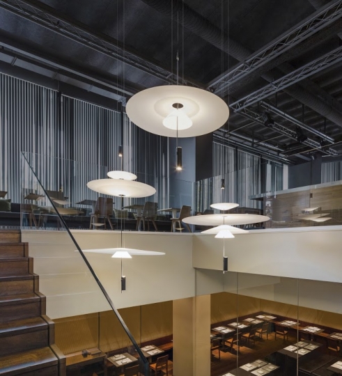 FLAMINGO by VIBIA - Rozdzielając światło / zdjęcie nr: 5 FLAMINGO by VIBIA - Rozdzielając światło / zdjęcie nr: 5