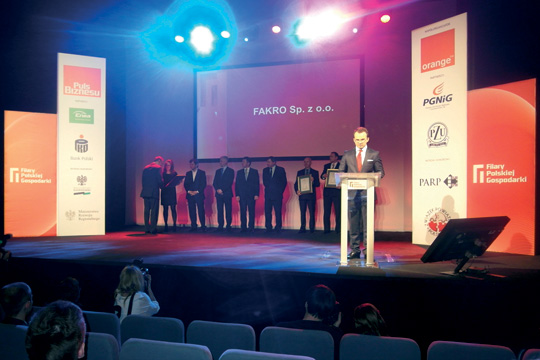 FAKRO uznane za Filar Polskiej Gospodarki 2011 FAKRO uznane za Filar Polskiej Gospodarki 2011