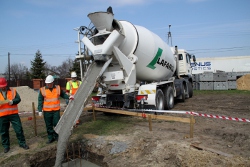 AGILIA™ FUNDAMENTY- Lafarge wprowadza innowacyjny beton na fundamenty AGILIA™ FUNDAMENTY- Lafarge wprowadza innowacyjny beton na fundamenty