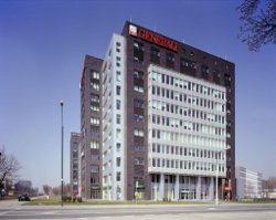 Szkło dźwiękochłonne - komfort życia i pracy Szkło dźwiękochłonne - komfort życia i pracy