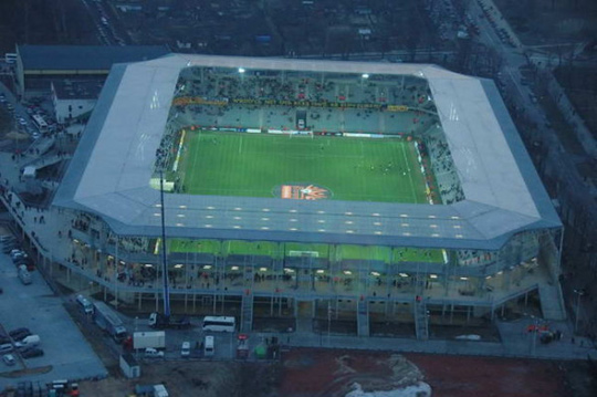 Najładniejsze polskie stadiony piłkarskie - TOP 10 / zdjęcie nr: 2 Najładniejsze polskie stadiony piłkarskie - TOP 10 / zdjęcie nr: 2