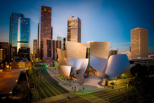 Walt Disney Concert Hall - bajkowa hala koncertowa Walt Disney Concert Hall - bajkowa hala koncertowa