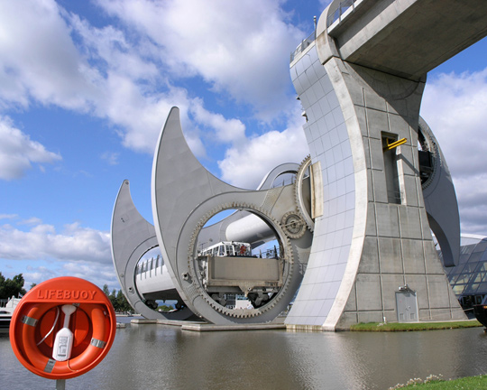 Falkirk Wheel - diabelski młyn z Falkirk / zdjęcie nr: 2 Falkirk Wheel - diabelski młyn z Falkirk / zdjęcie nr: 2